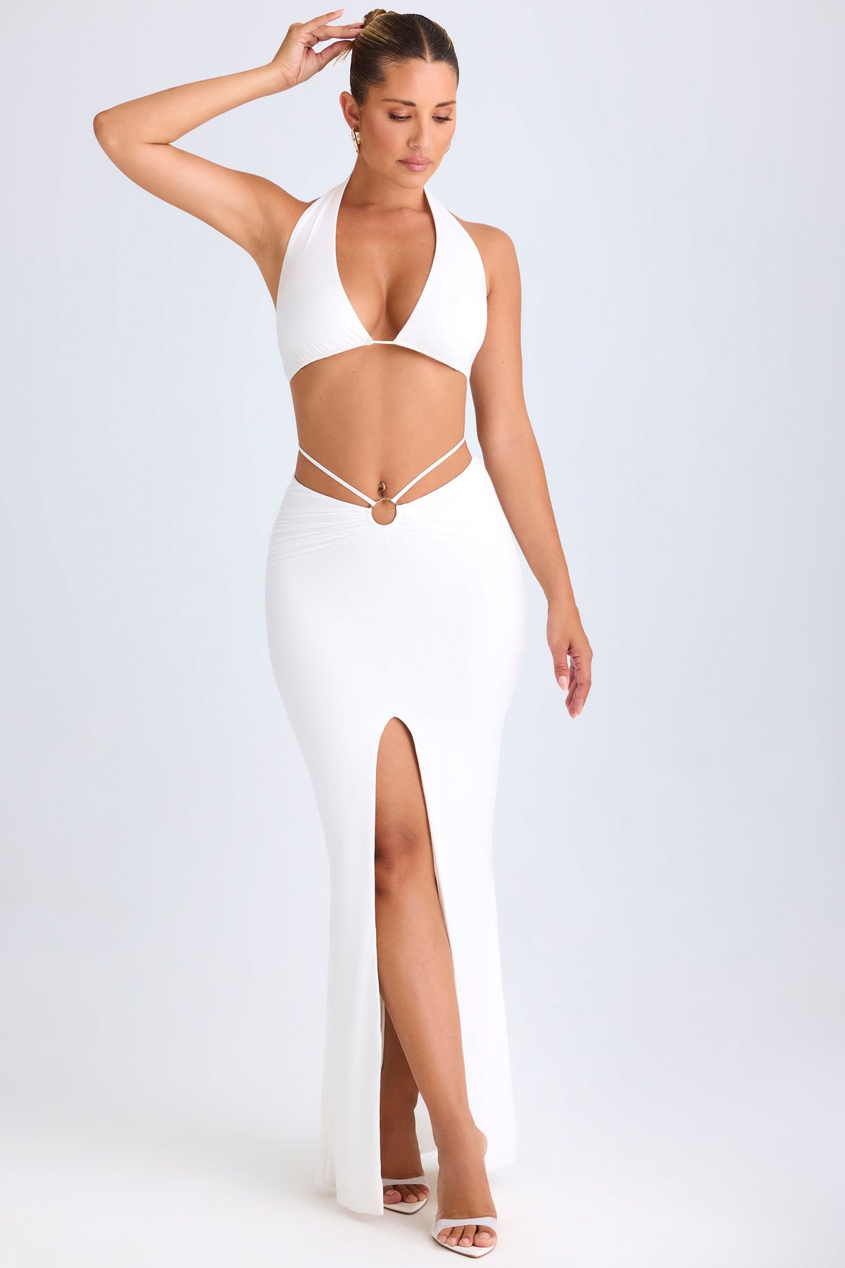 Chic Hardware-Detail Mid-Rise Maxi Skirt in White