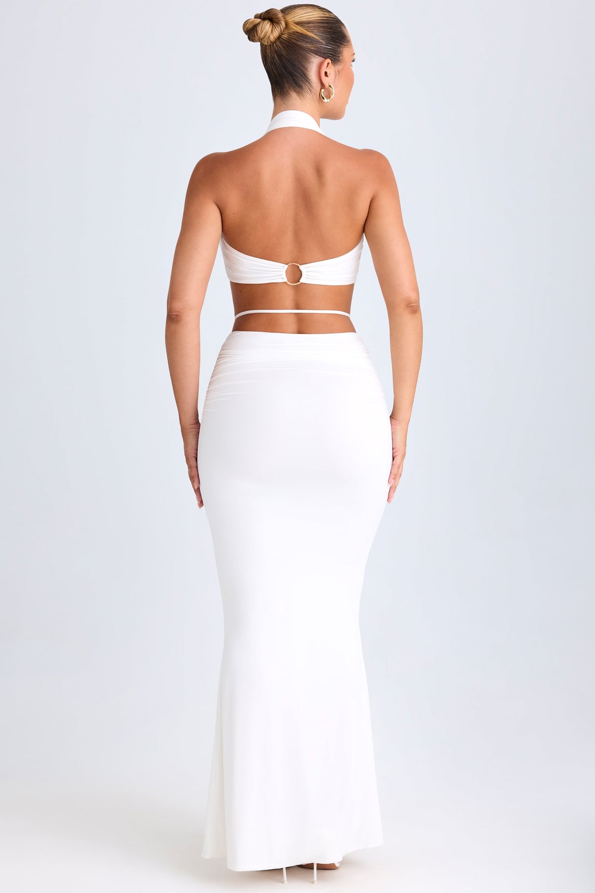 Chic Hardware-Detail Mid-Rise Maxi Skirt in White