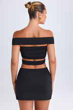 Chic Mid-Rise Micro Mini Skirt in Black