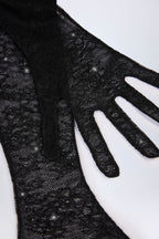 Chic Lace Gloves in Black