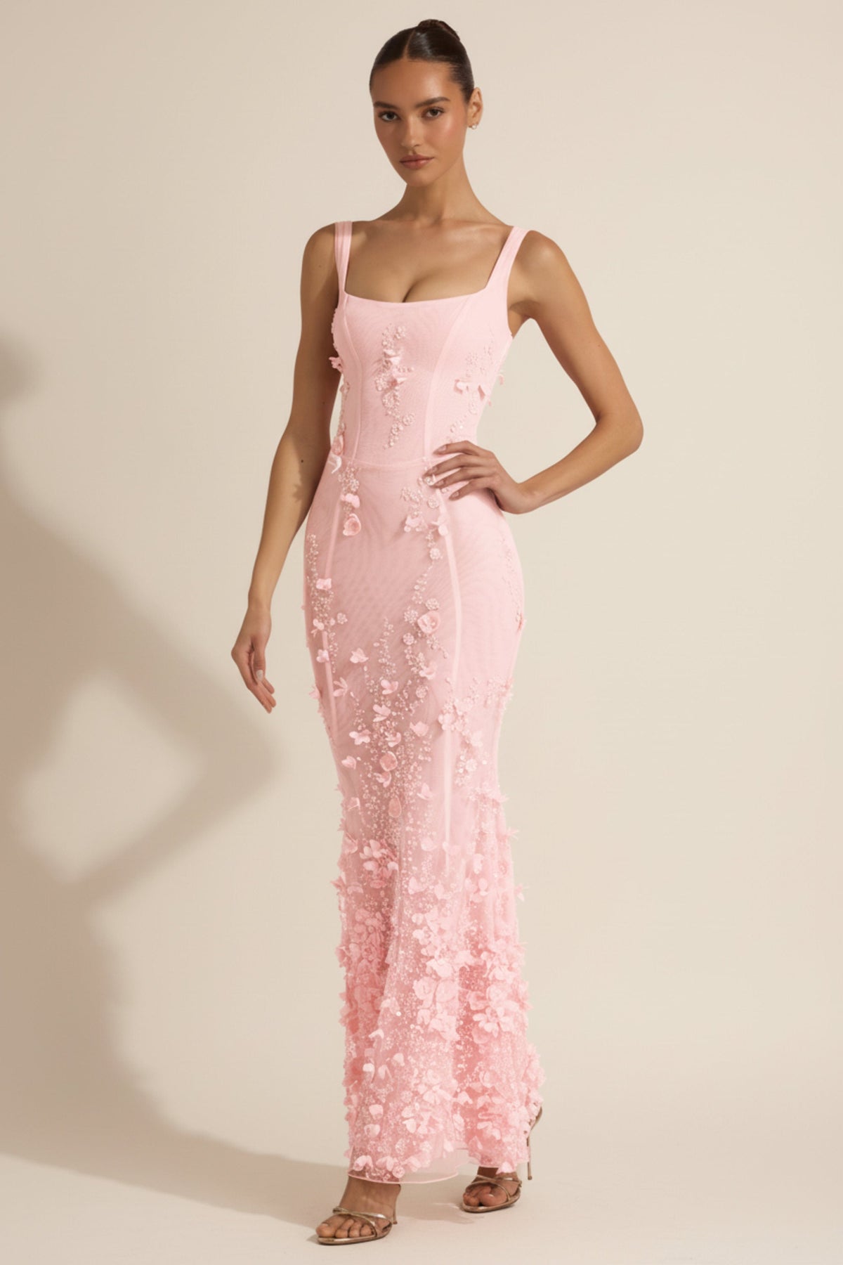 Chic Embellished Appliqué Soft-Scoop Corset Gown in Peony