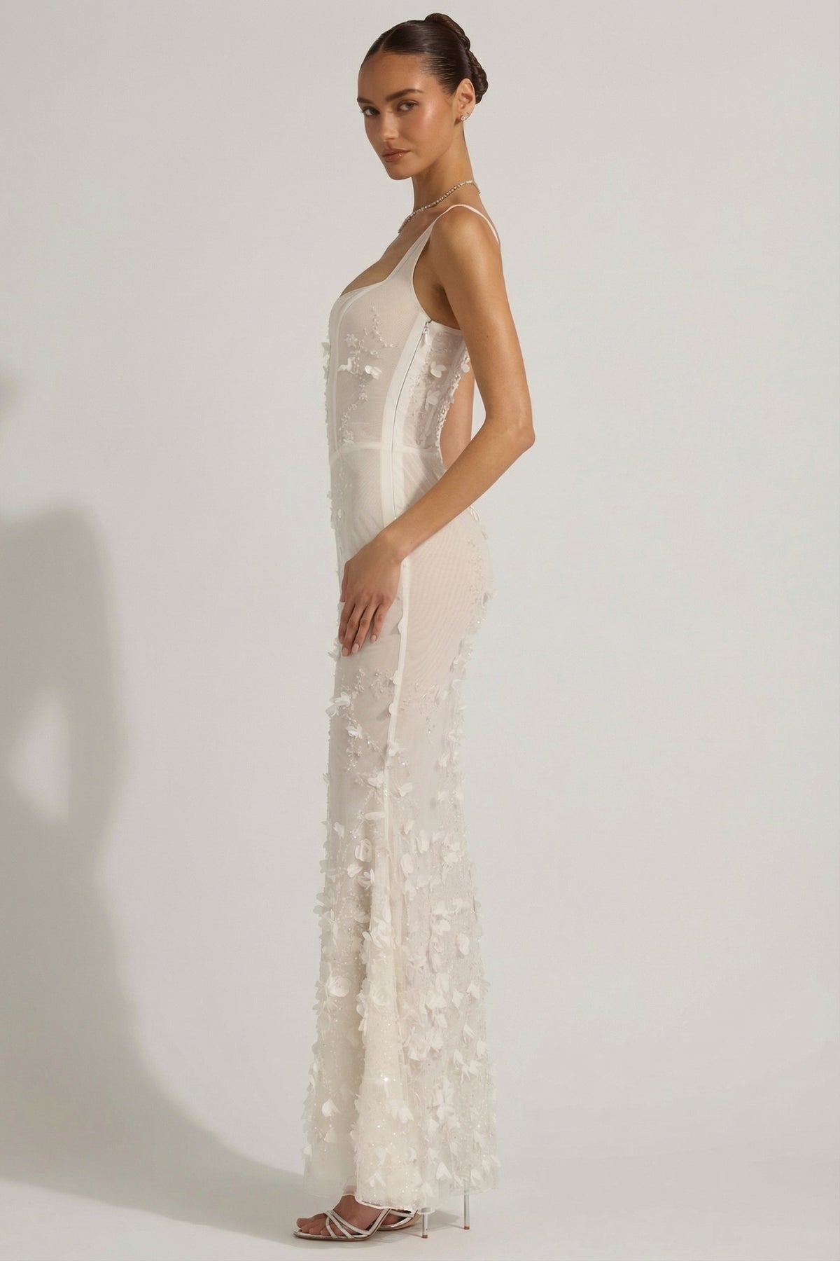 Chic Embellished Appliqué Soft-Scoop Corset Gown in Snow