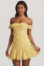 Chic Off-Shoulder Lace A-Line Mini Dress in Pastel Yellow