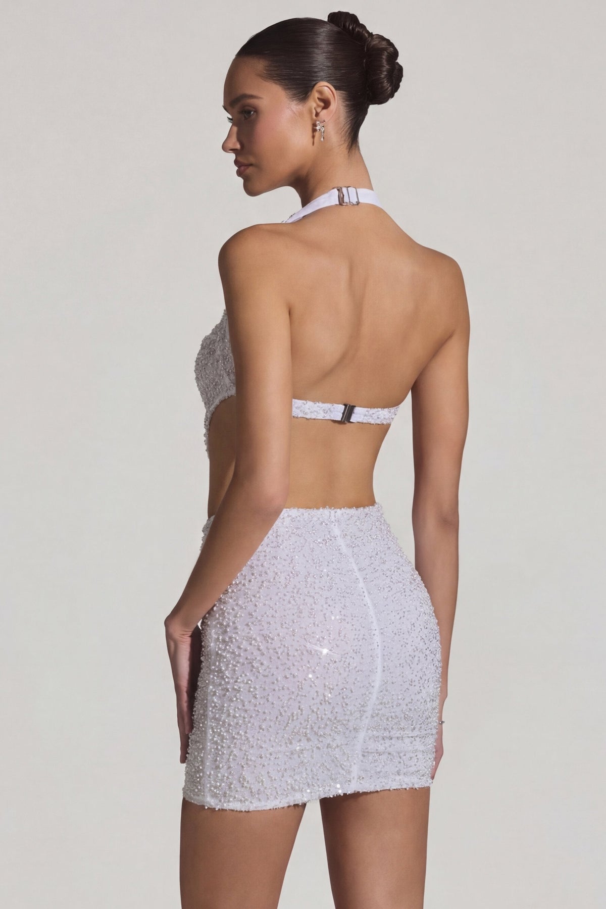 Chic Embellished Cut-Out Halterneck Mini Dress in White