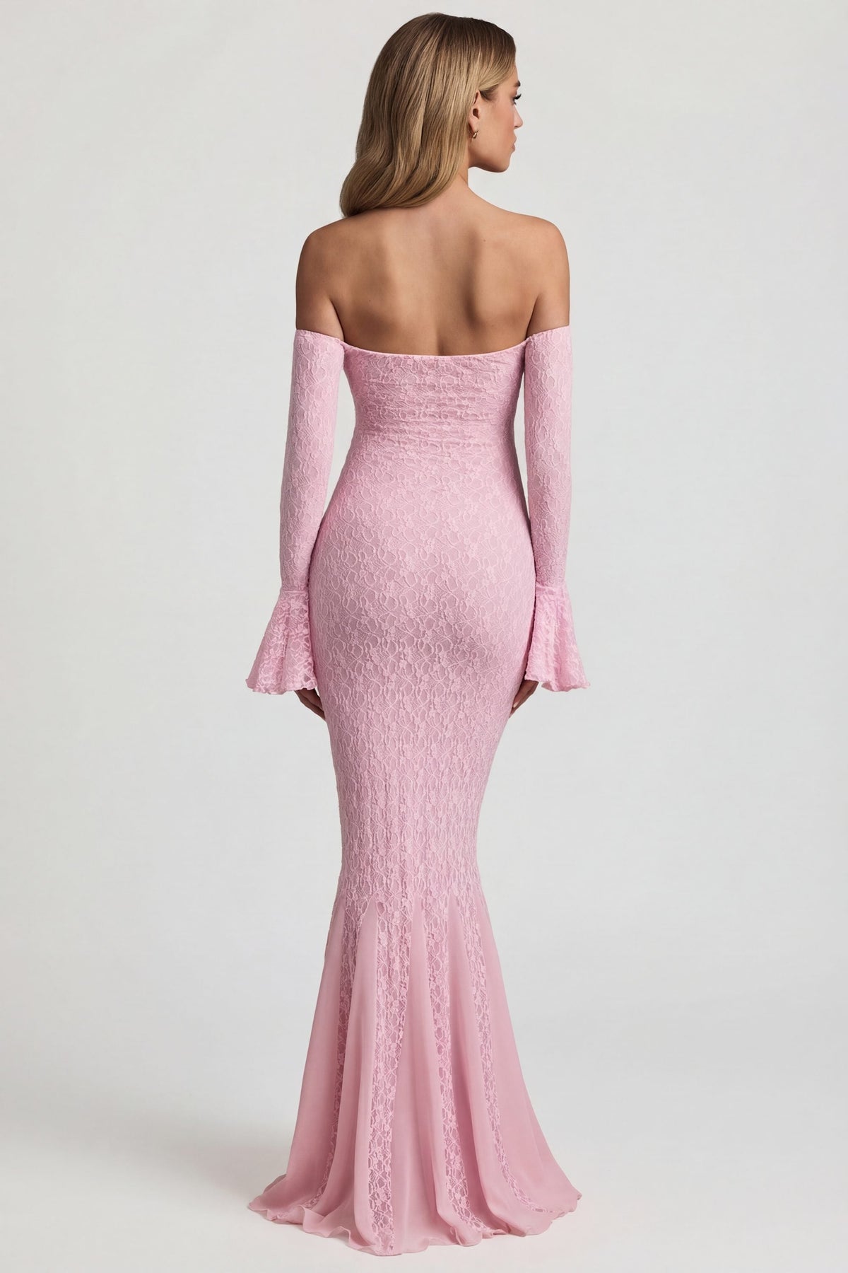 Chic Off-Shoulder Ruffle Lace Maxi Dress in Soft Pink