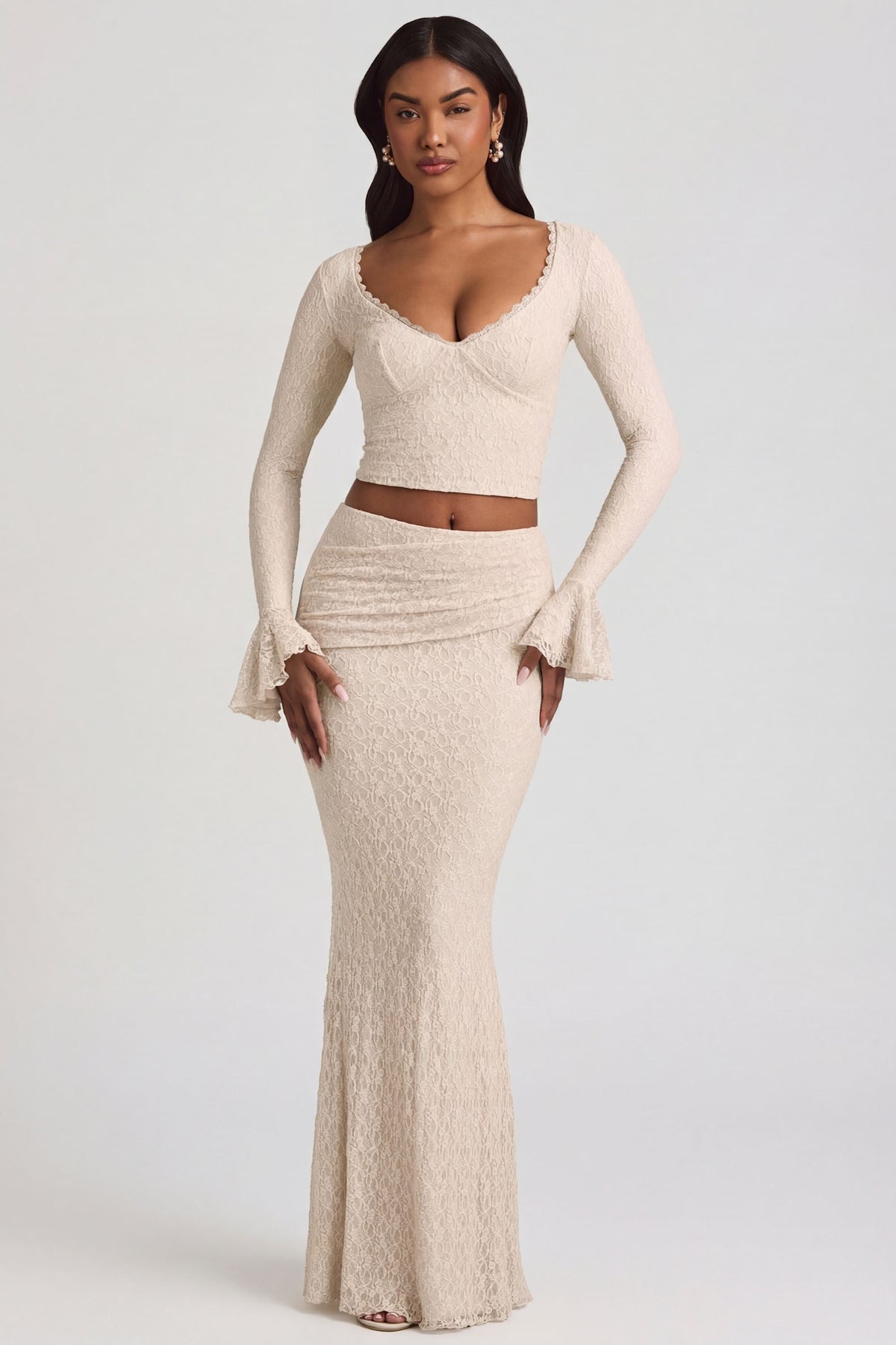 Chic Ruffle Long-Sleeve Lace Top in Ivory