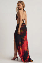 Chic Mid-Rise Split Maxi Skirt in Red Blurred Print