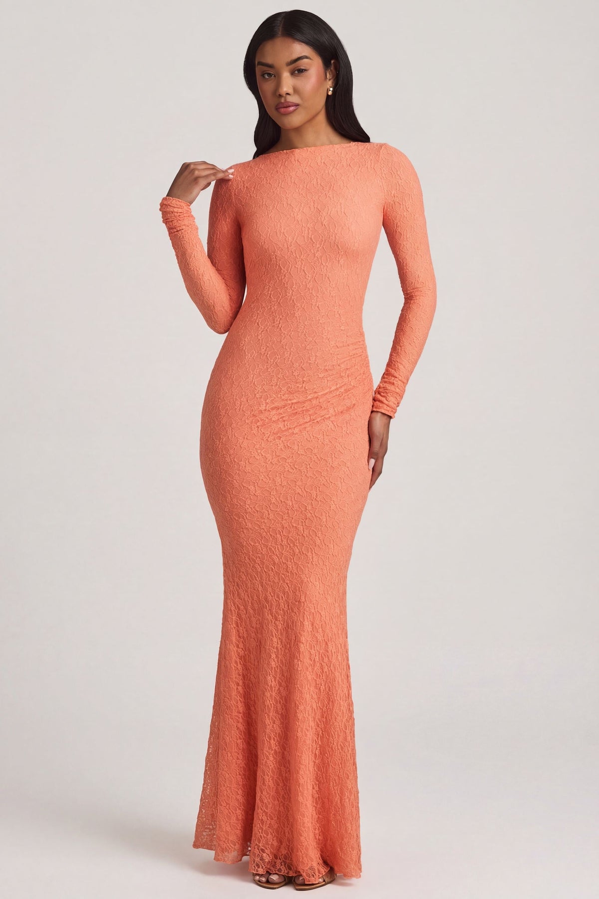 Chic Ruched Backless Lace Maxi Dress in Peach