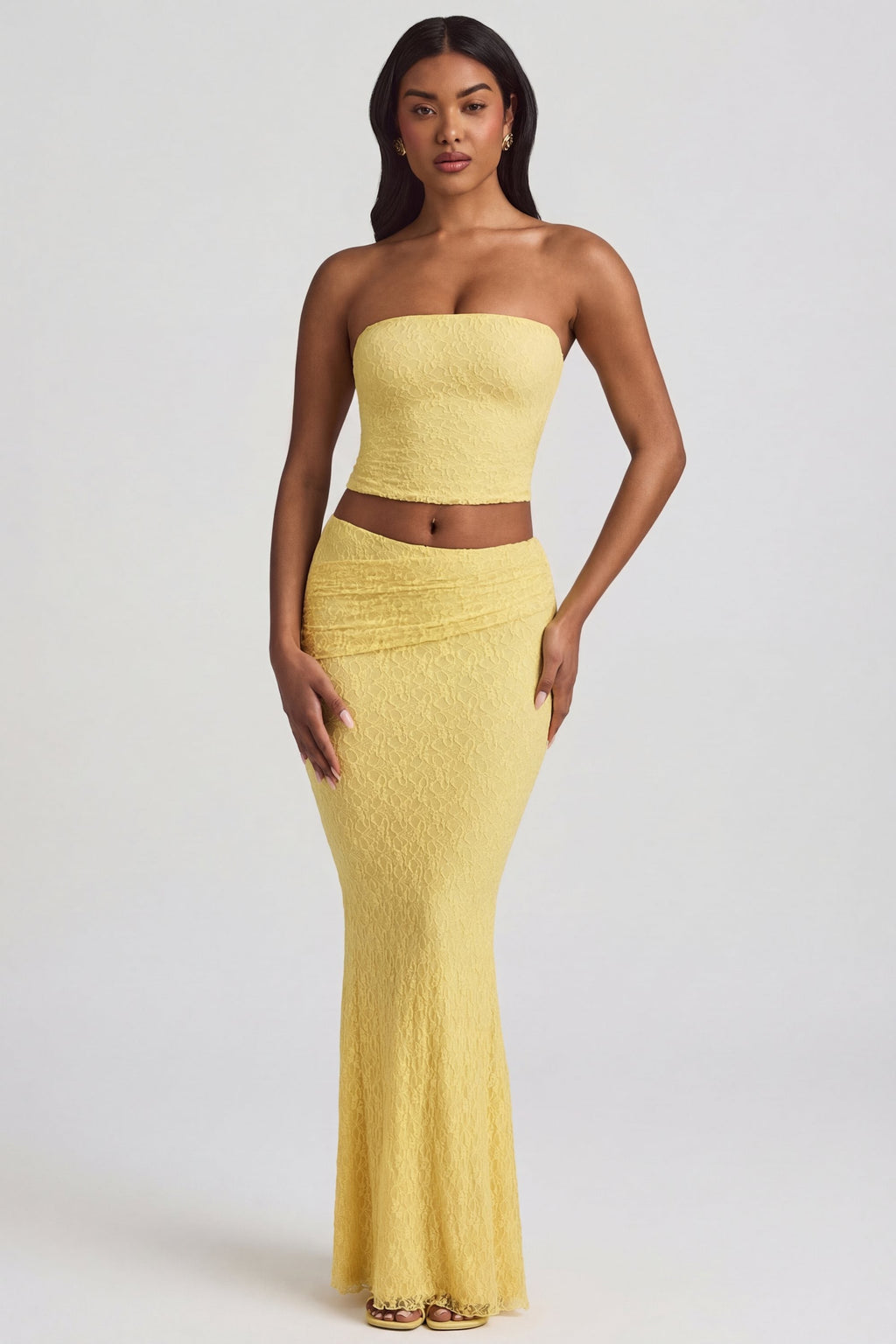 Chic Draped Low-Rise Lace Maxi Skirt in Pastel Yellow