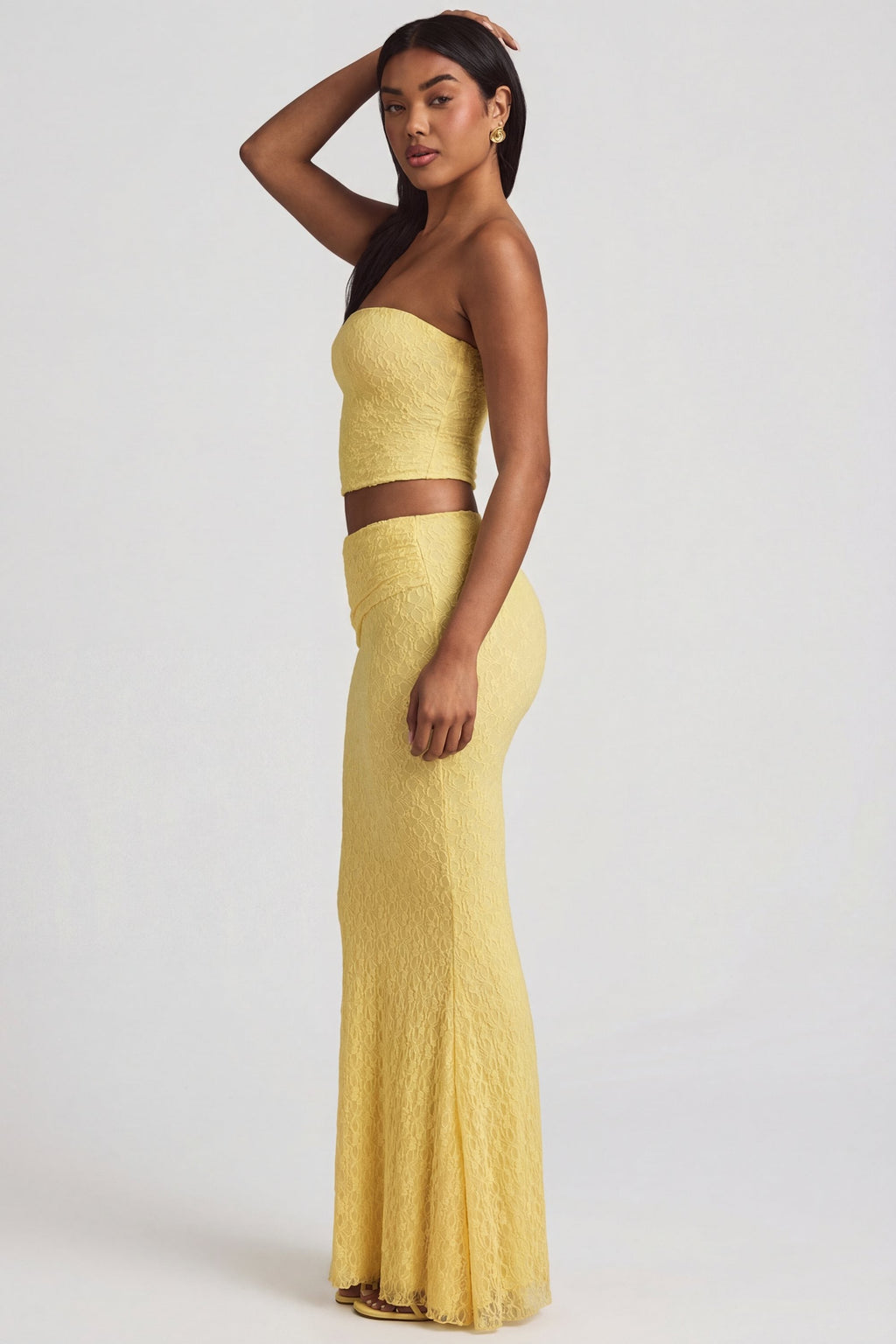 Chic Draped Low-Rise Lace Maxi Skirt in Pastel Yellow