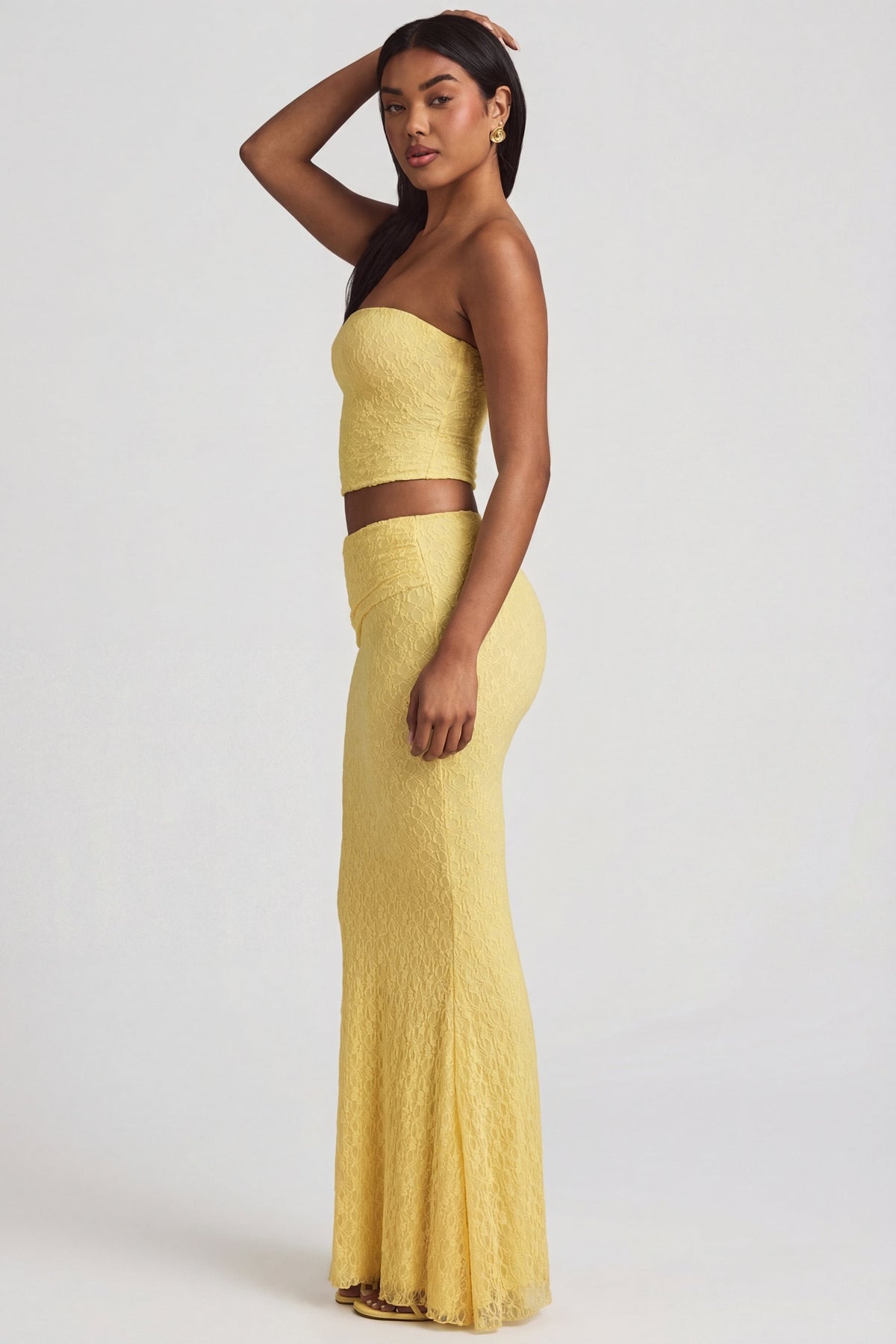 Chic Draped Low-Rise Lace Maxi Skirt in Pastel Yellow