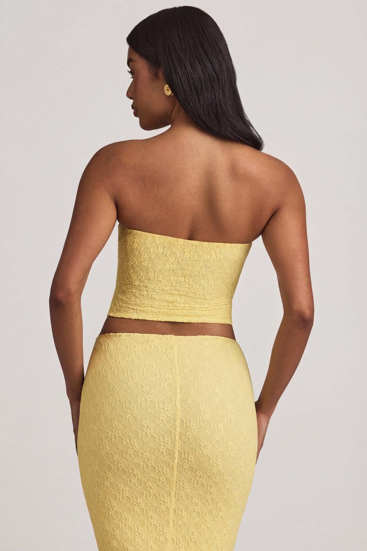 Chic Ruched Strapless Lace Top in Pastel Yellow