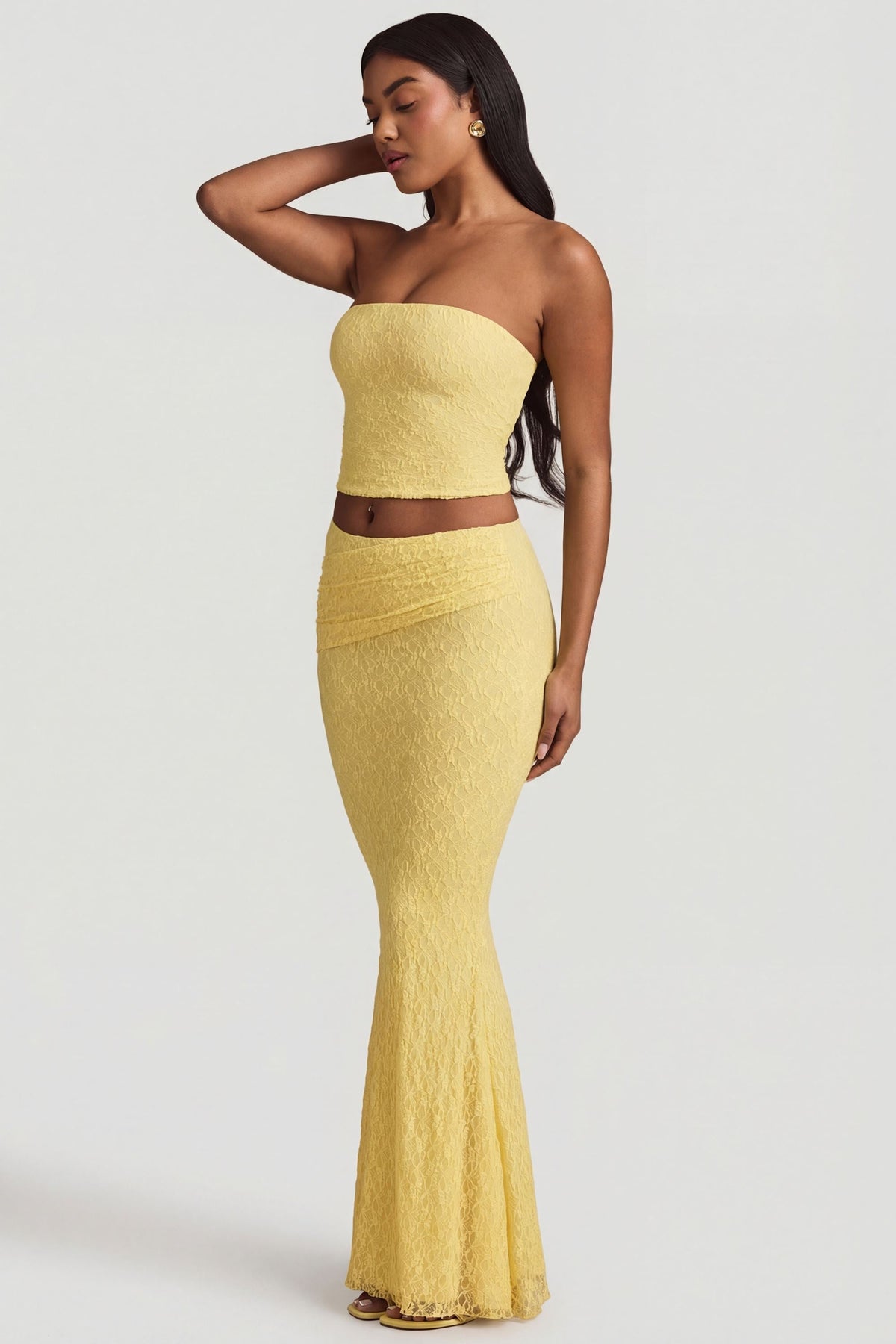 Chic Ruched Strapless Lace Top in Pastel Yellow