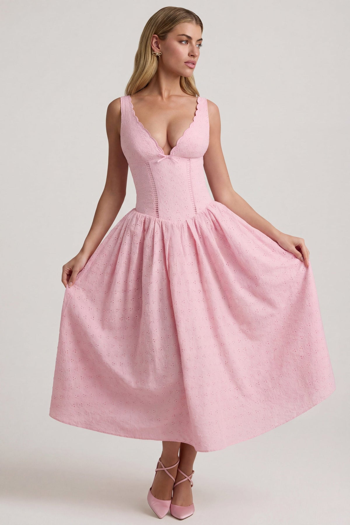 Chic Broderie Anglaise Bow-Detail A-Line Midaxi Dress in Soft Pink