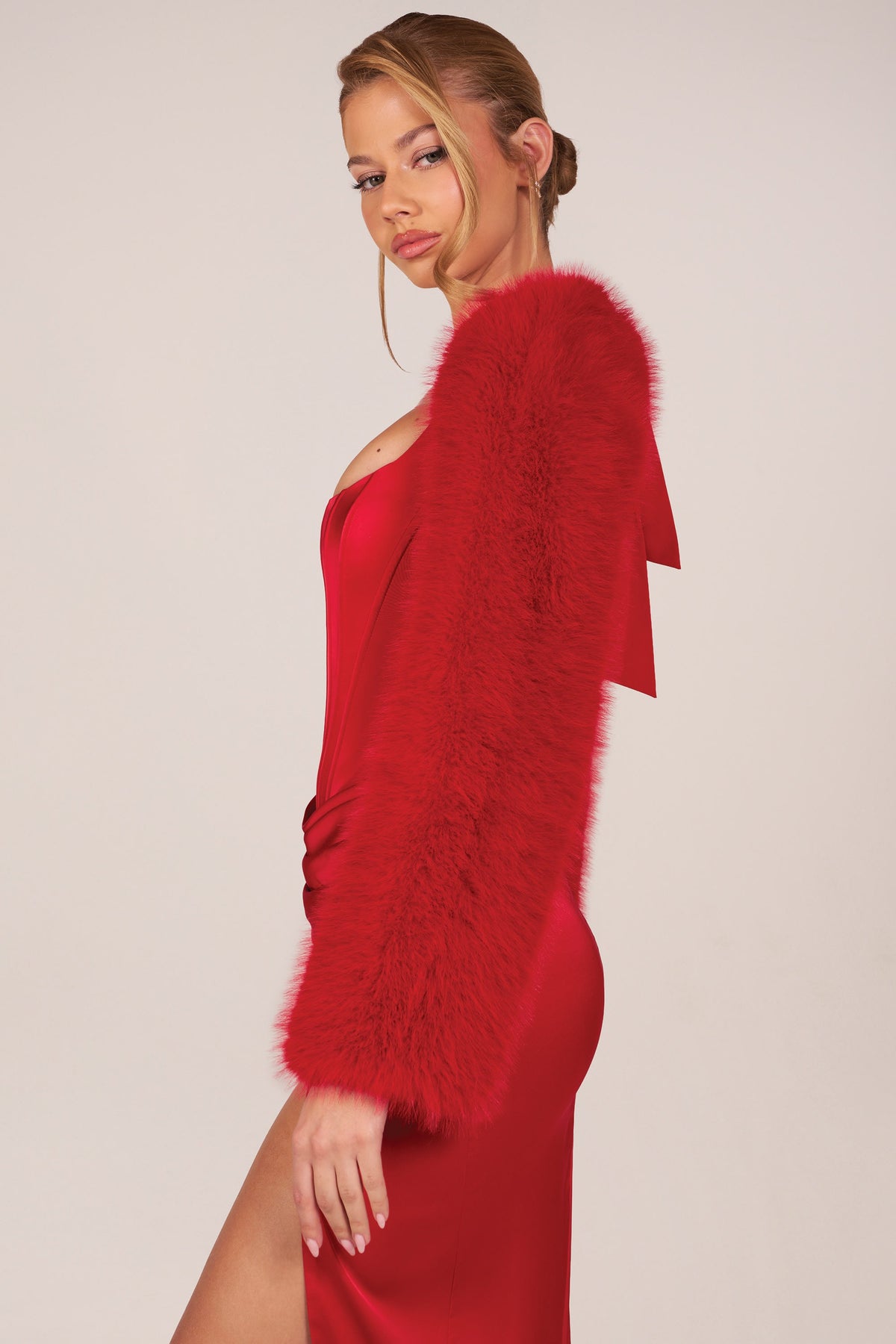 Chic Faux Fur Tie-Up Sleeves in Rose Red