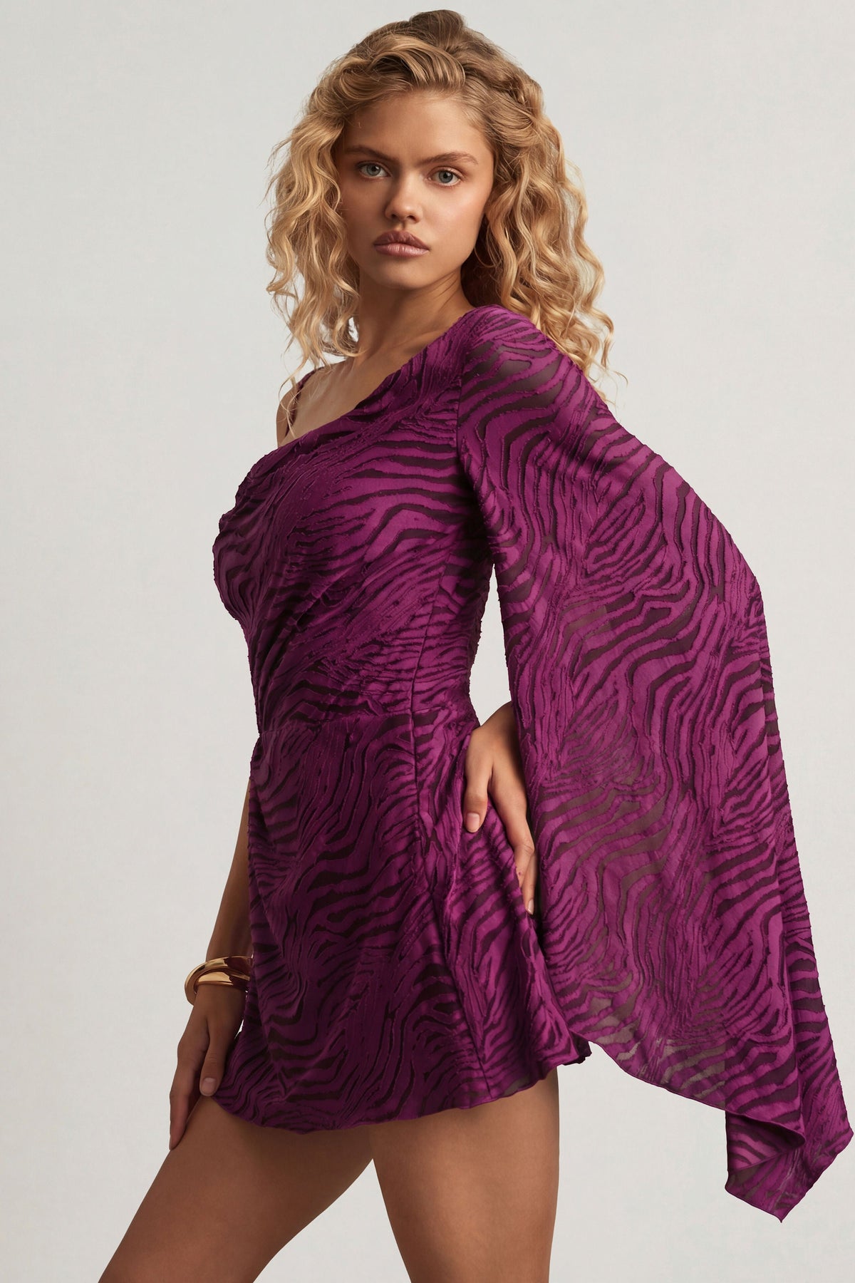 Chic Devoré One-Sleeve A-Line Mini Dress in Berry Purple