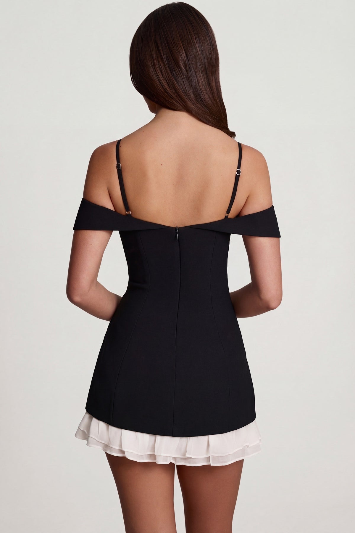 Chic Off-Shoulder Ruffle A-Line Mini Dress in Black