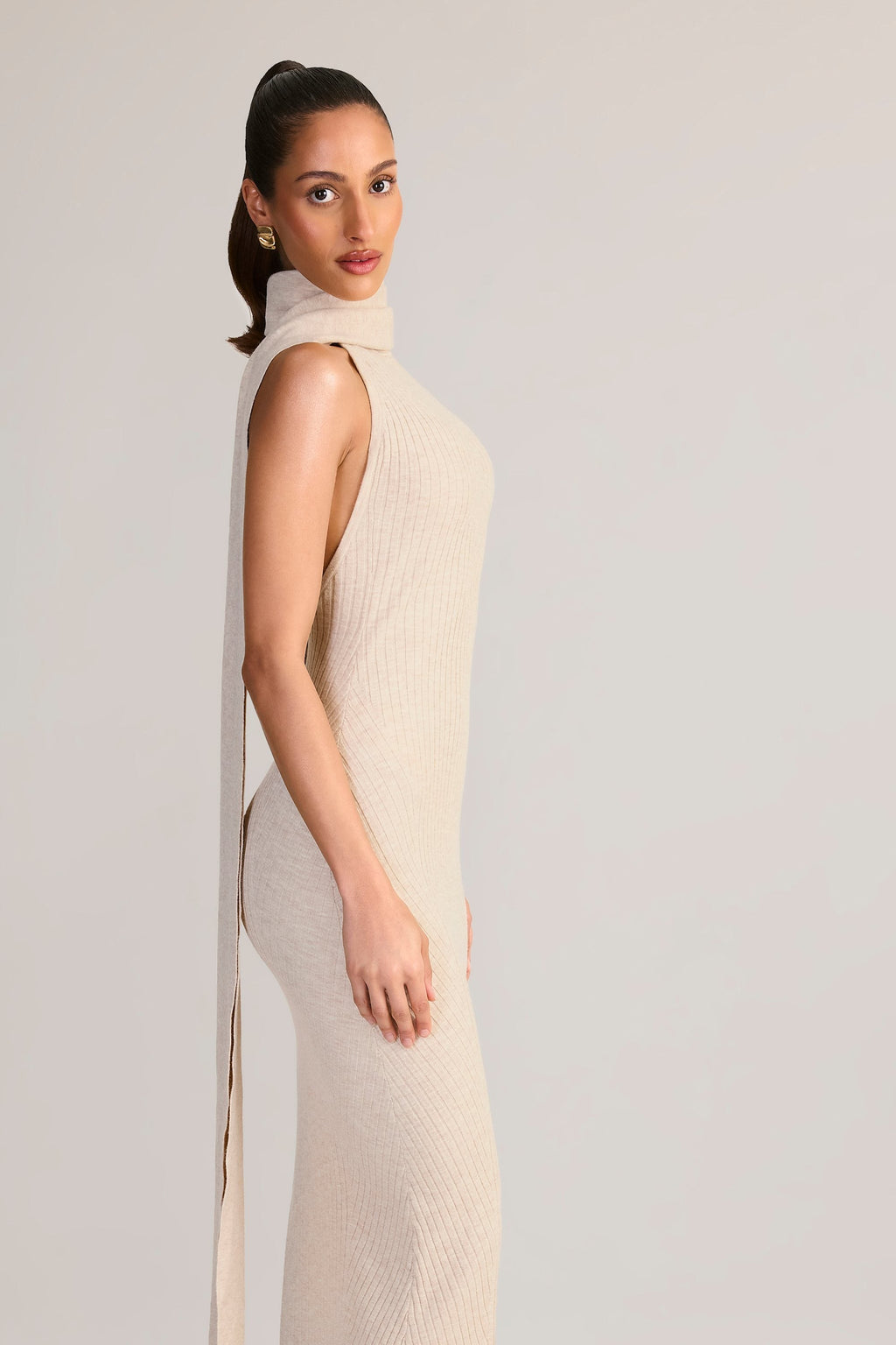 Chic Rib-Knit Scarf-Detail Halterneck Maxi Dress in Cream
