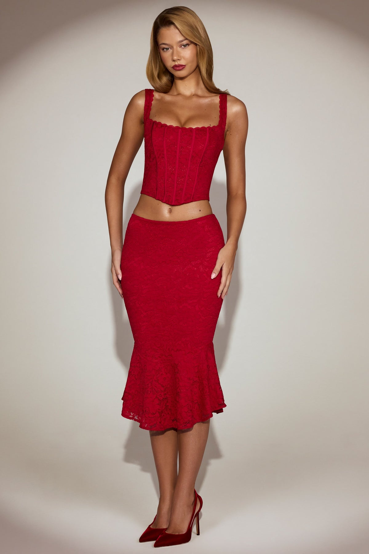 Chic Lace Mid-Rise Fluted Midi Skirt in True Red