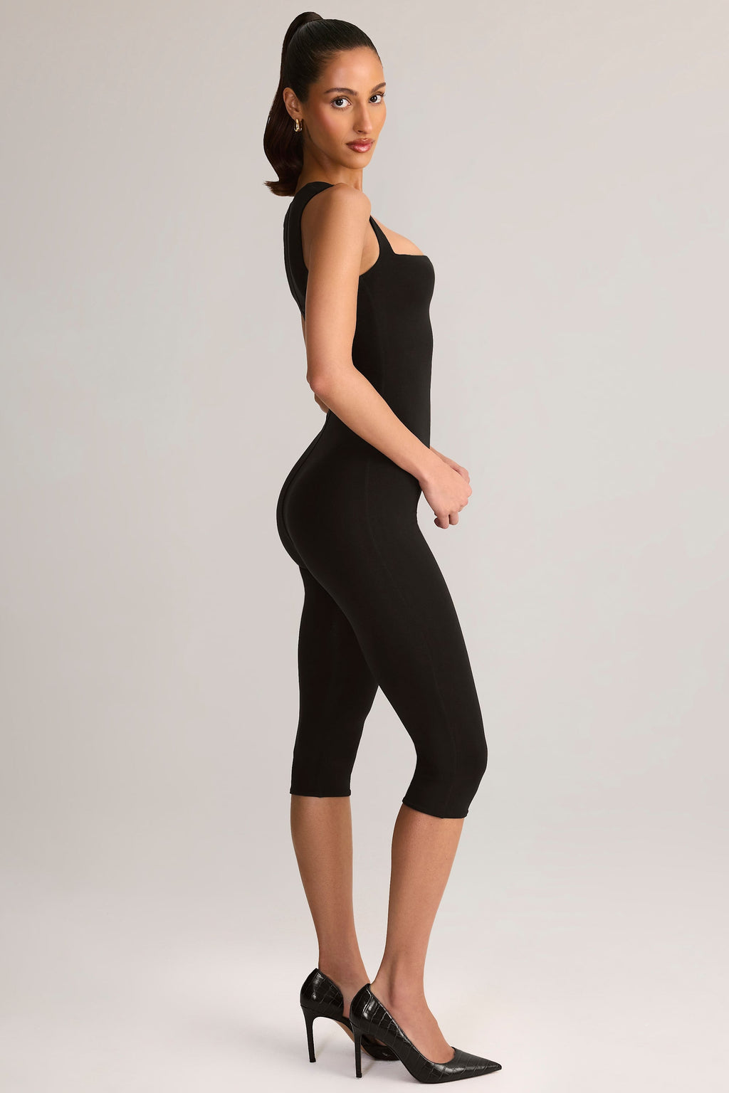 Chic Modal Square-Neck Bodycon Capri Jumpsuit in Black