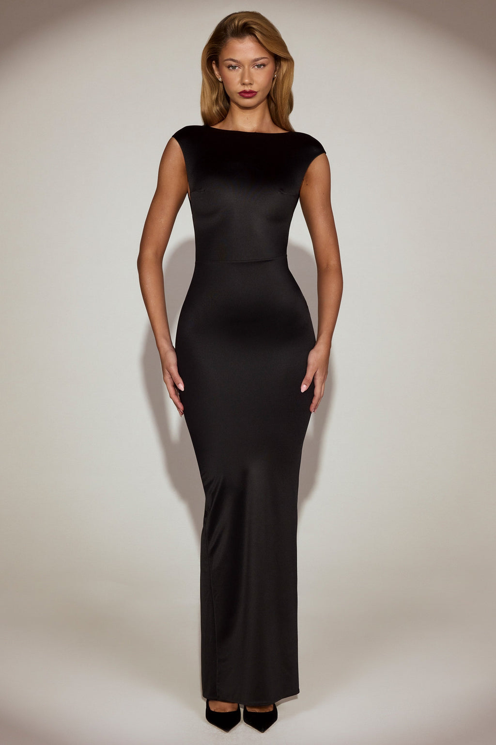 Chic Satin Boat-Neck Twist-Back Maxi Dress in Black