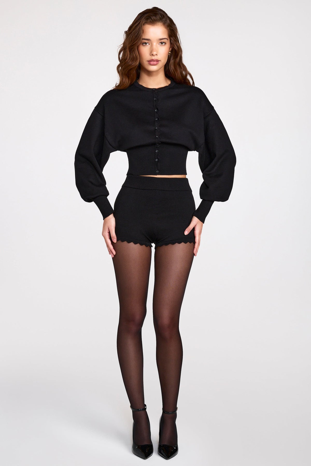 Chic Knit Long-Sleeve Cardigan in Black