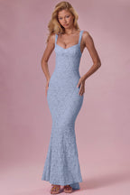 Chic Lace Sweetheart-Neck Gown in Sky Blue