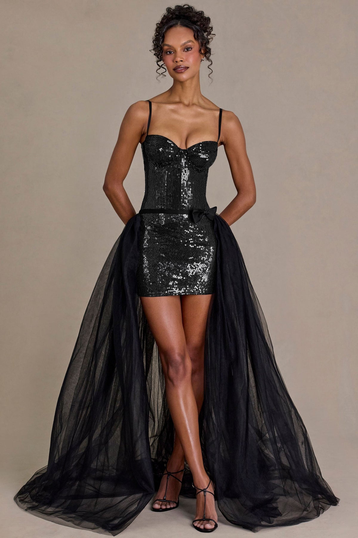 Chic Tulle Skirt in Black