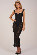 Chic Sweetheart-Neck Maxi Dress in Black