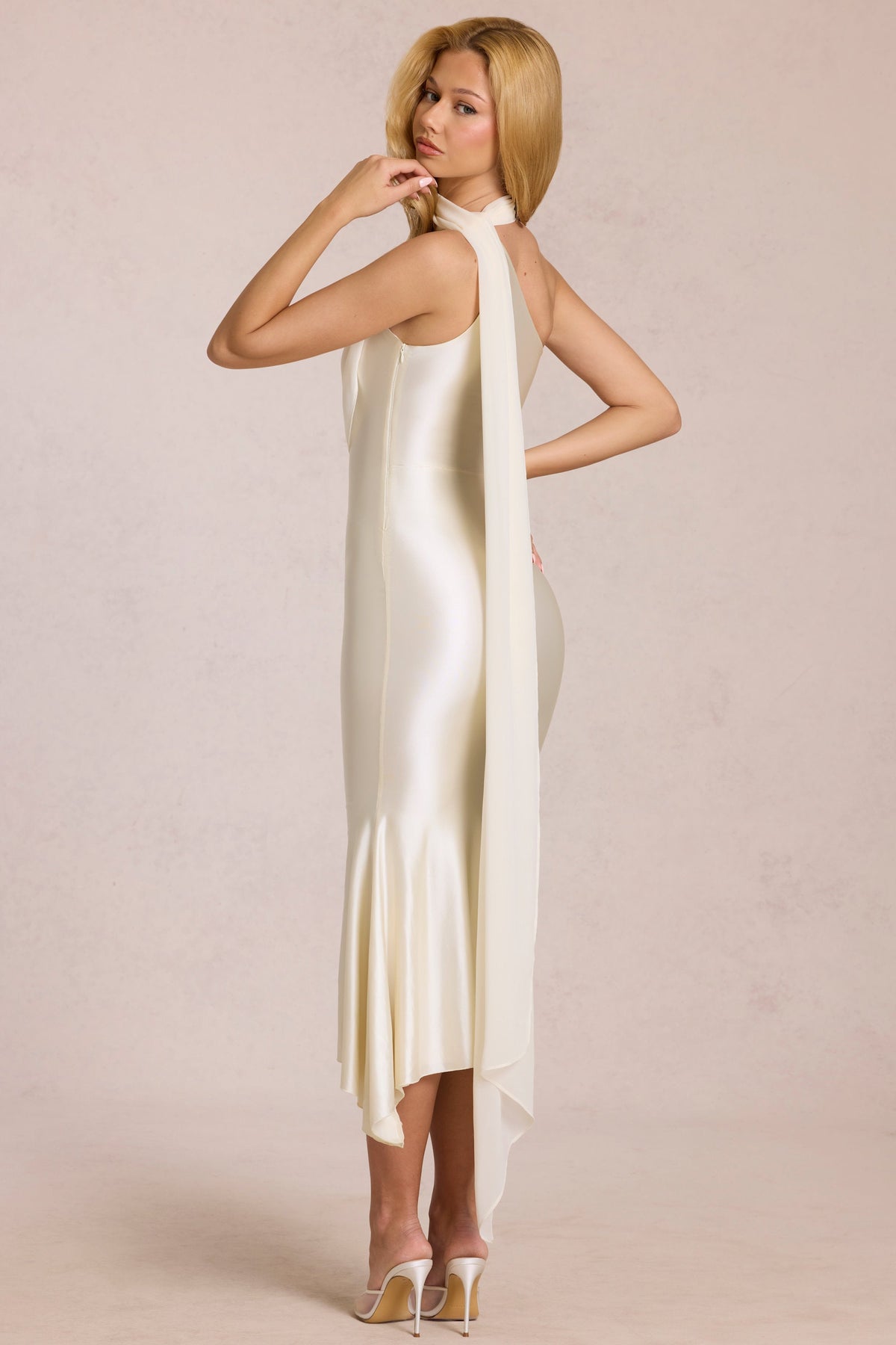 Chic Scarf-Detail Midaxi Dress in Pearl