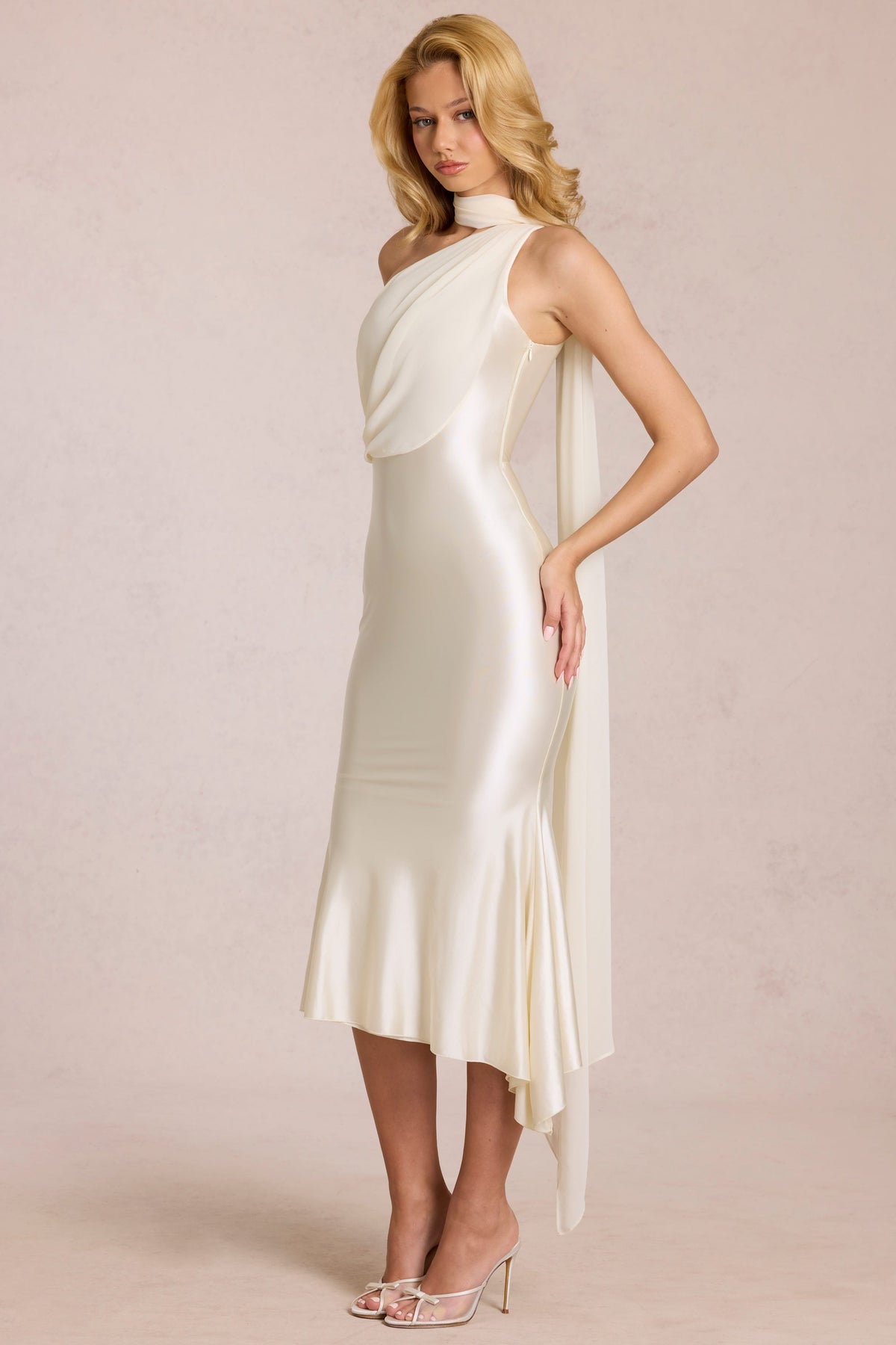 Chic Scarf-Detail Midaxi Dress in Pearl