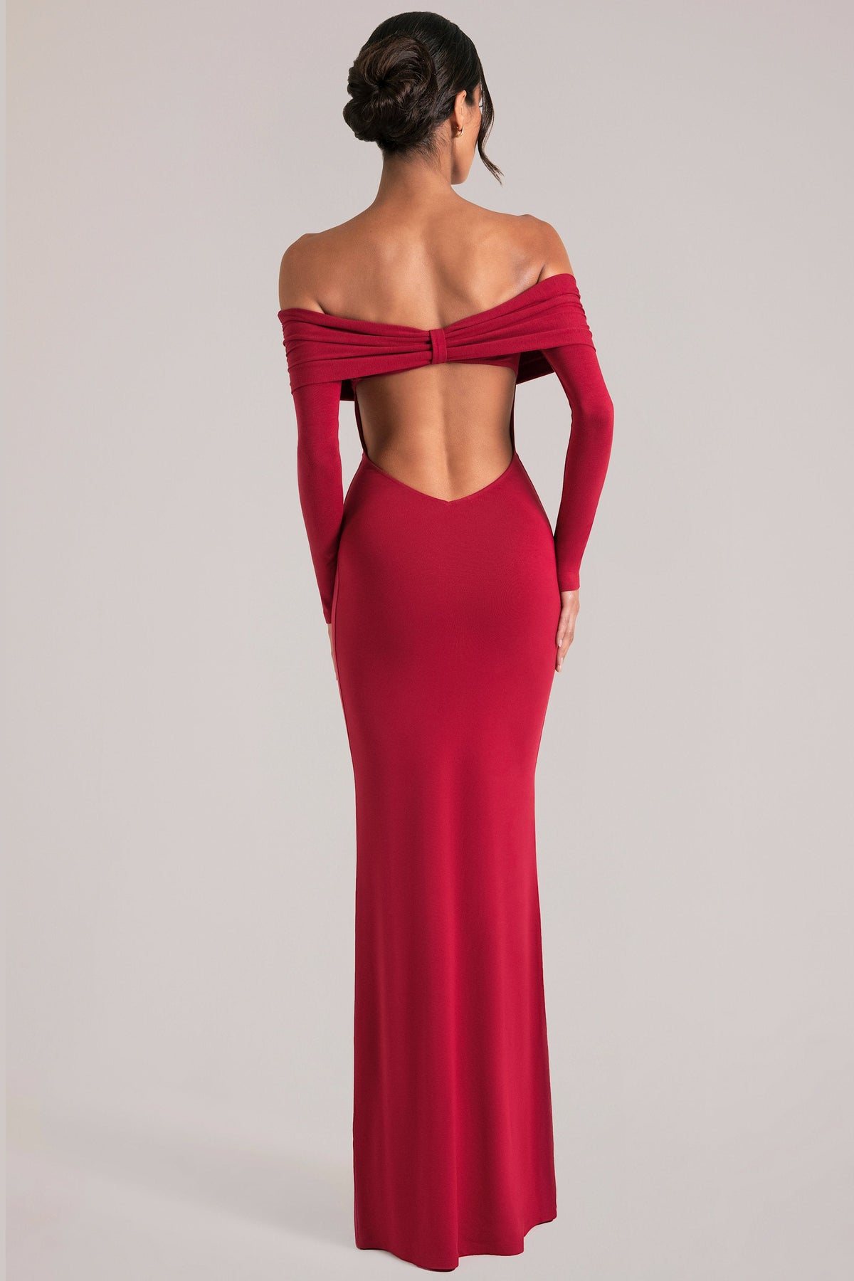 Chic Off-Shoulder Long-Sleeve Maxi Dress in Cherry Red