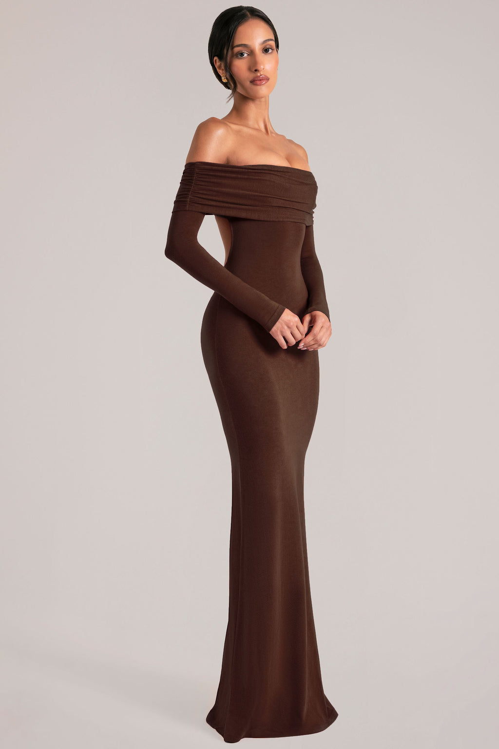 Chic Off-Shoulder Long-Sleeve Maxi Dress in Chocolate Brown
