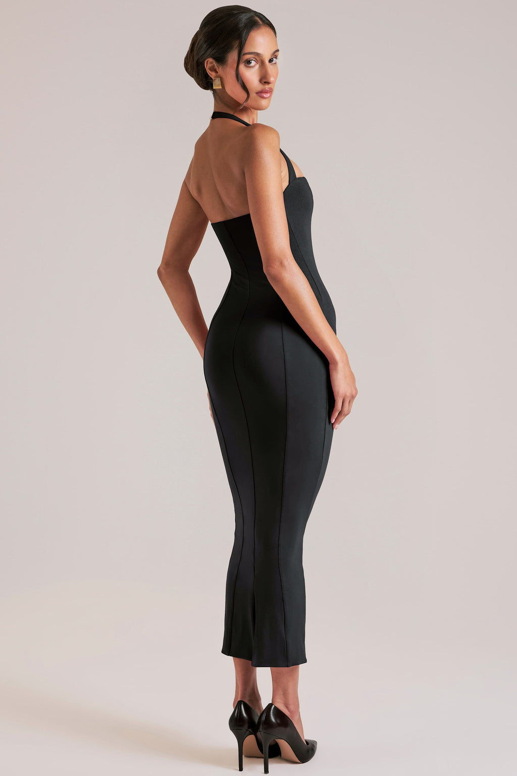 Chic Halterneck Midaxi Dress in Black