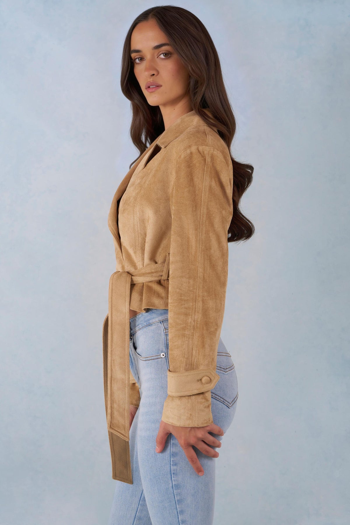 Chic Faux Suede Cropped Belted Jacket in Tan