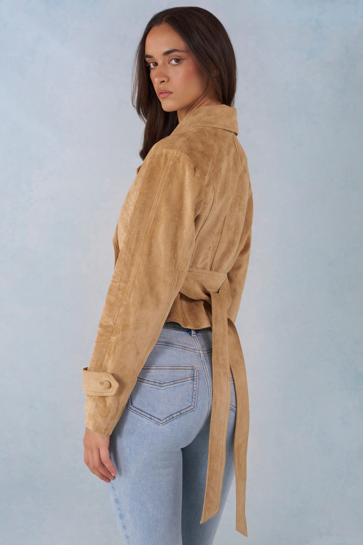 Chic Faux Suede Cropped Belted Jacket in Tan