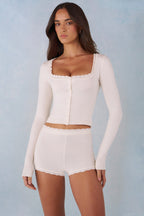Chic Knit Long-Sleeve Cardigan in Ivory