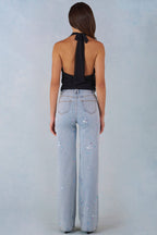 Chic Mid-Rise Straight-Leg Jeans in Light Denim