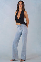 Chic Mid-Rise Straight-Leg Jeans in Light Denim