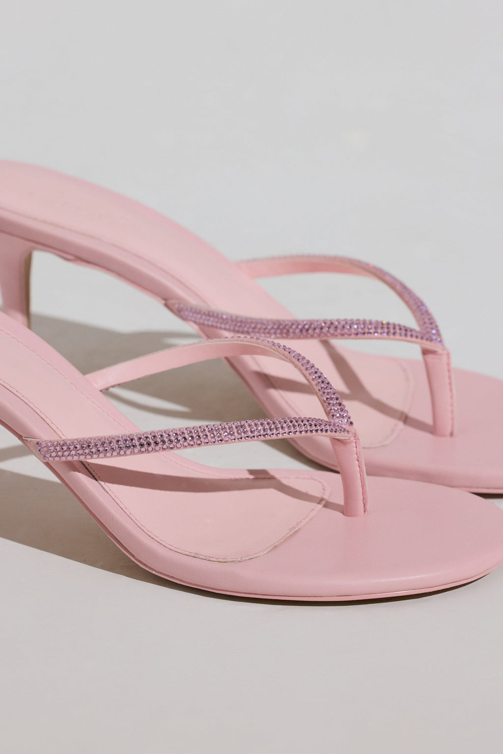 Chic Heeled Sandal in Blush Pink