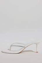 Chic Heeled Sandal in White