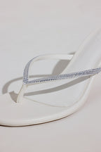 Chic Heeled Sandal in White