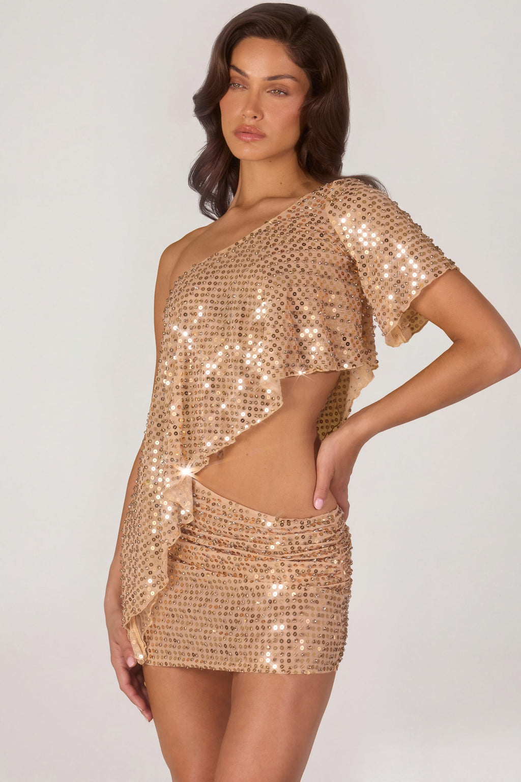Chic Embellished One-Shoulder Asymmetric Top in Gold