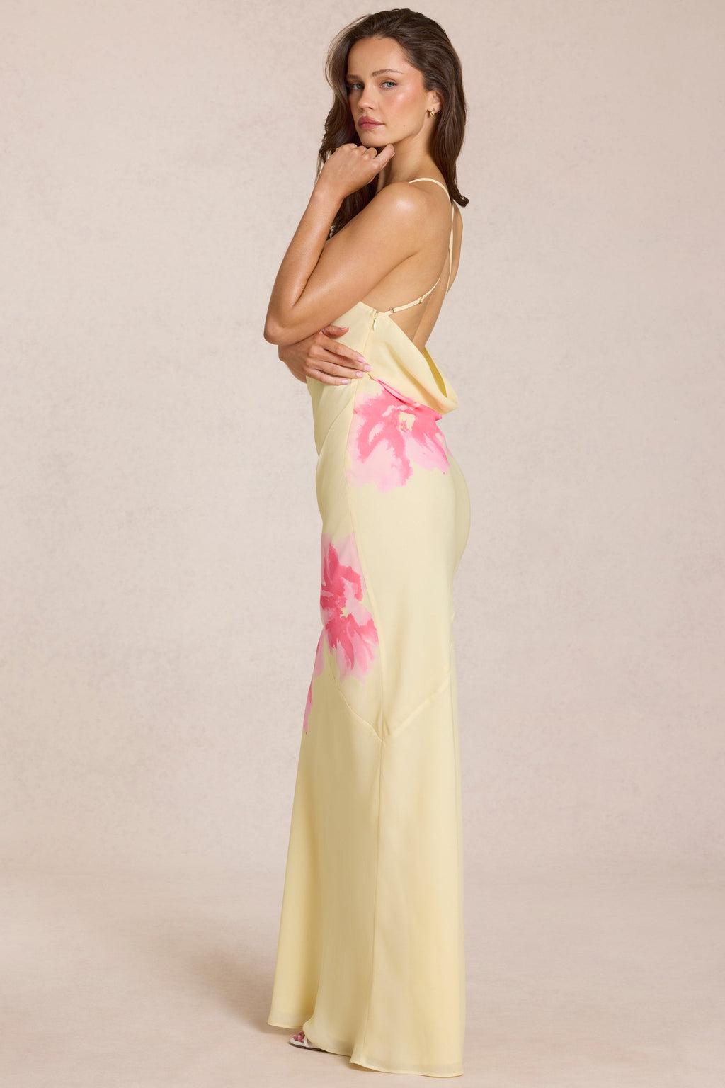 Chic Chiffon Maxi Dress in Yellow Floral Print