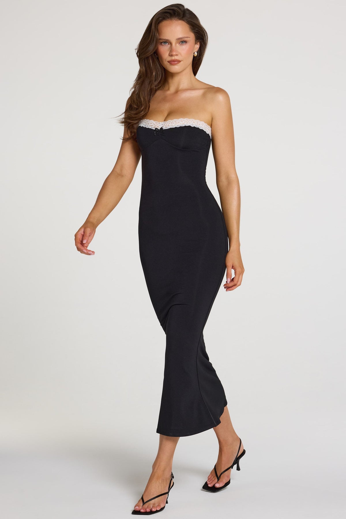 Chic Modal Lace-Trim Midaxi Dress in Black