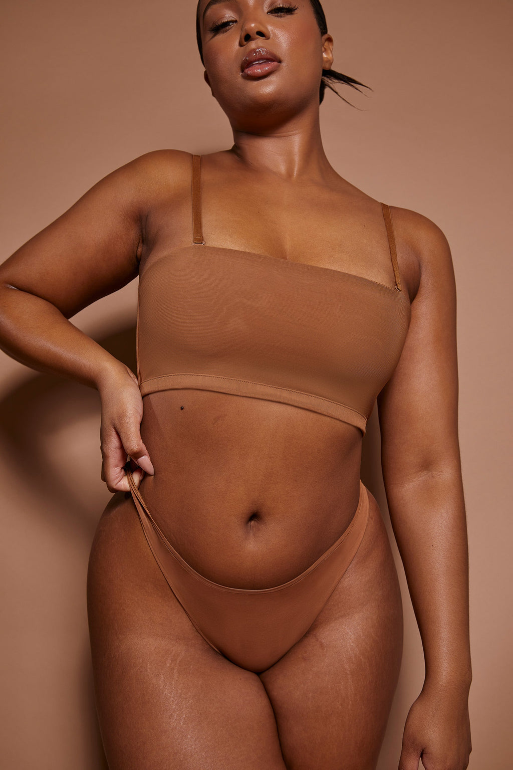 Chic Soft Mesh Bandeau Bra in Almond