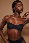 Chic Soft Mesh Strapless Bra in Black
