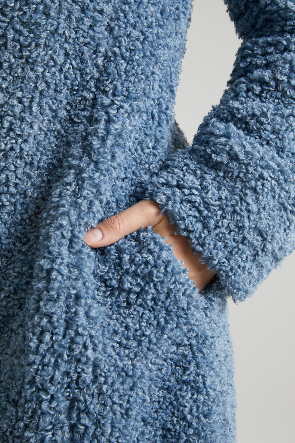 Chic Long Shearling Coat in Blue