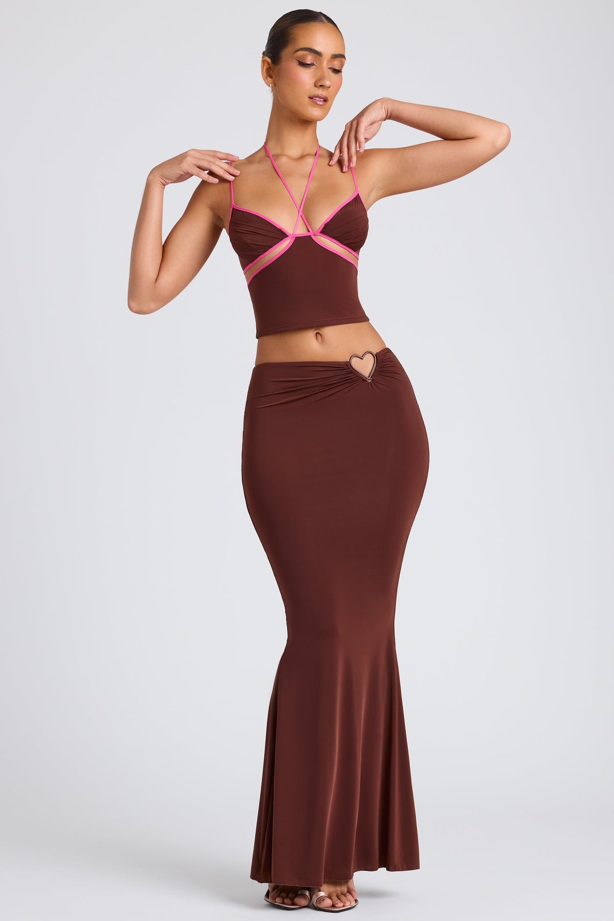 Chic Mid Rise Maxi Skirt in Chocolate Brown