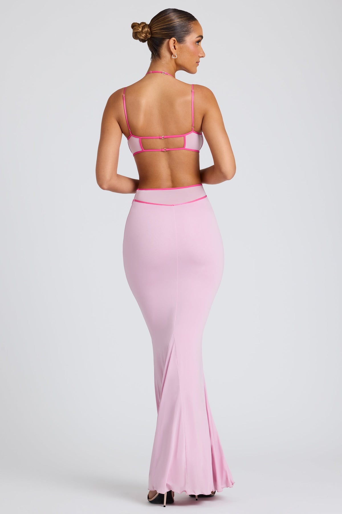 Chic Contrast Binding Cut Out Evening Gown in Soft Pink